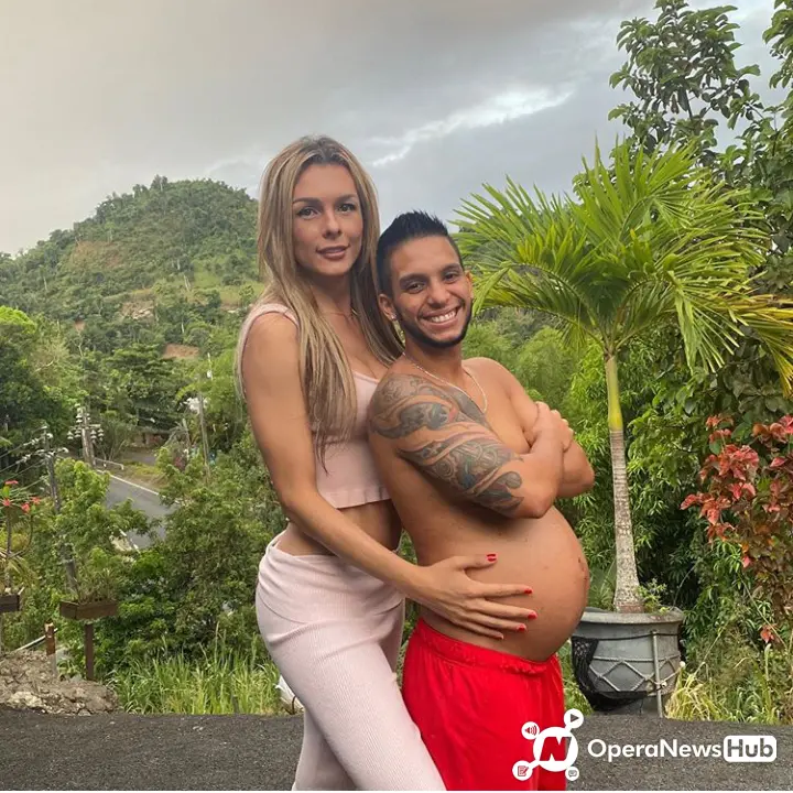 Colombian Model Posts Photos of Her Eight-Month-Pregnant Husband
